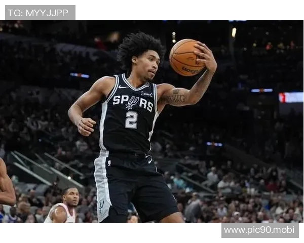 队友都太猛了！哈珀8中5得到11分4板5助1断1帽